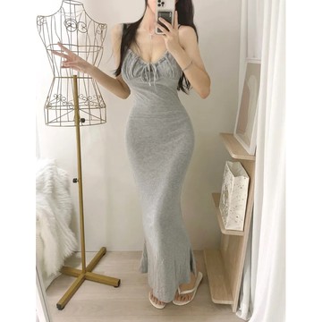 🇰🇷Korea韓國連線·正韓 細肩帶魚尾連身洋裝 連身裙 長洋裝 細肩帶洋裝 魚尾裙 魚尾洋裝 吊帶裙 背心裙 背心洋裝