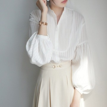 【台灣現貨】【C&W】韓系氣質立體壓紋襯衫 女長袖燈籠袖上衣 OL通勤顯瘦百搭款