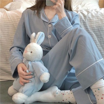 甜美睡衣女 春秋季新款韓版簡約長袖長褲兩件套 純色寬鬆家居服 長袖睡衣 春秋睡衣 女生睡衣 開衫睡衣 長袖長褲睡衣兩件套