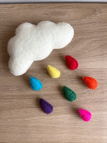 毛絨絨樂園 — 彩虹糖雨派對 • 羊毛氈掛串吊飾