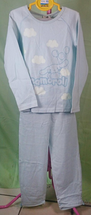 【震撼精品百貨】大耳狗 Cinnamoroll喜拿狗 衣褲組 藍底白雲 震撼日式精品百貨