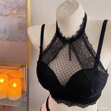 ✨可開發票#小胸聚攏內衣女顯大性感純慾蕾絲掛脖內搭遮副乳無鋼圈文胸套裝#免運