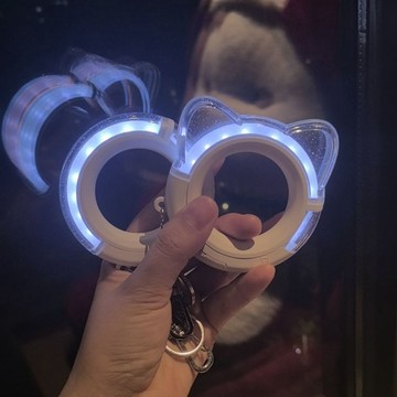熱賣 ITZY 擊 專輯 周邊 迷你應援棒鑰匙扣 可亮燈 應援環貓耳小掛件 黃禮志 崔智秀 申留真 李彩領 申有娜