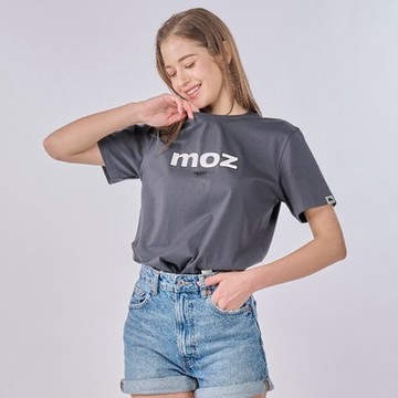 moz瑞典 文字駝鹿 舒適柔棉 100%純棉短T-鐵灰(亞洲版)女款