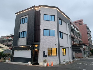 獨棟才自在｜科技園區20分鐘｜市區全新雙車漂亮別墅｜屏東縣屏東市公勤一街