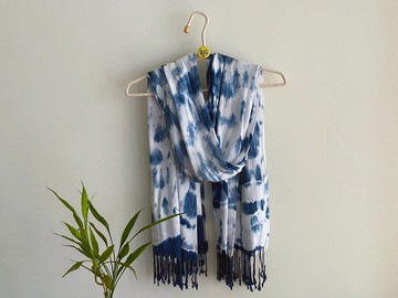 植物藍染長圍巾/藍染寬版披肩/民族風流蘇圍巾