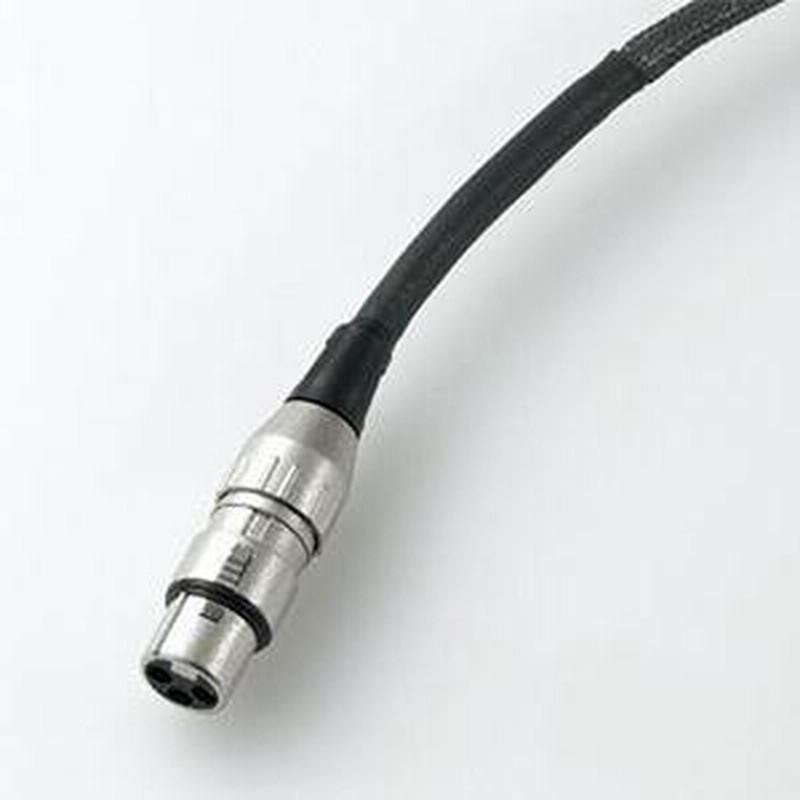 オーグライン AES/ EBUデジタルケーブル(1.0m・1本)(受注生産品)ソリッドオーグライン+プラチナ パイプシールドデジタル  SOLIDAUG-P-DIGBAL1.0 返品種別A LINEショッピング