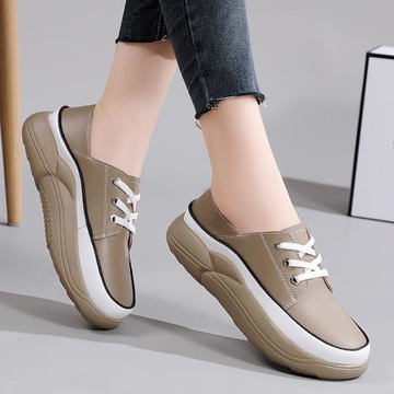 時尚年輕媽媽鞋洋氣春秋款加肥加寬大頭寬腳舒適厚底平底女式單鞋