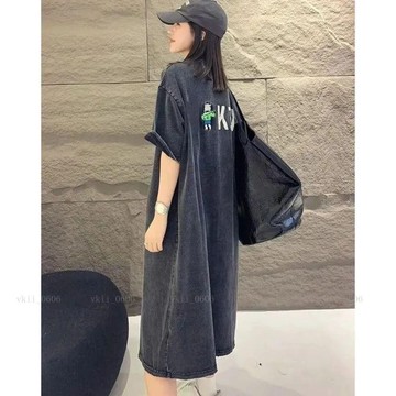 【韓版中大尺碼女裝】加大尺碼女生休閒連身裙洋裝 寬鬆洋裝 150公斤內可穿 顯瘦1-300斤大尺碼胖mm寬鬆 vk2