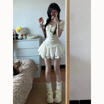 【辣妹純欲風】女裝 JGIRL 夏季假兩件短袖T恤 蛋糕半身裙 套裝裙 穿搭 一整套 短袖上衣 蛋糕裙 兩件套 甜美 性