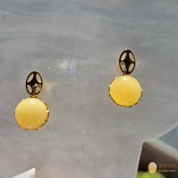 優雅琥珀 來自波蘭 蜜蠟圓珠 小垂墜耳環
