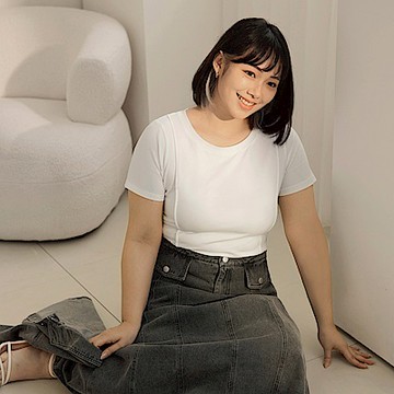雲朵自訂款-彈力修身車線短版T恤上衣-OB大尺碼