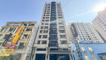巨蛋捷運站商圈|GIGA十年屋|精裝美3房平車｜高雄市鼓山區文信路