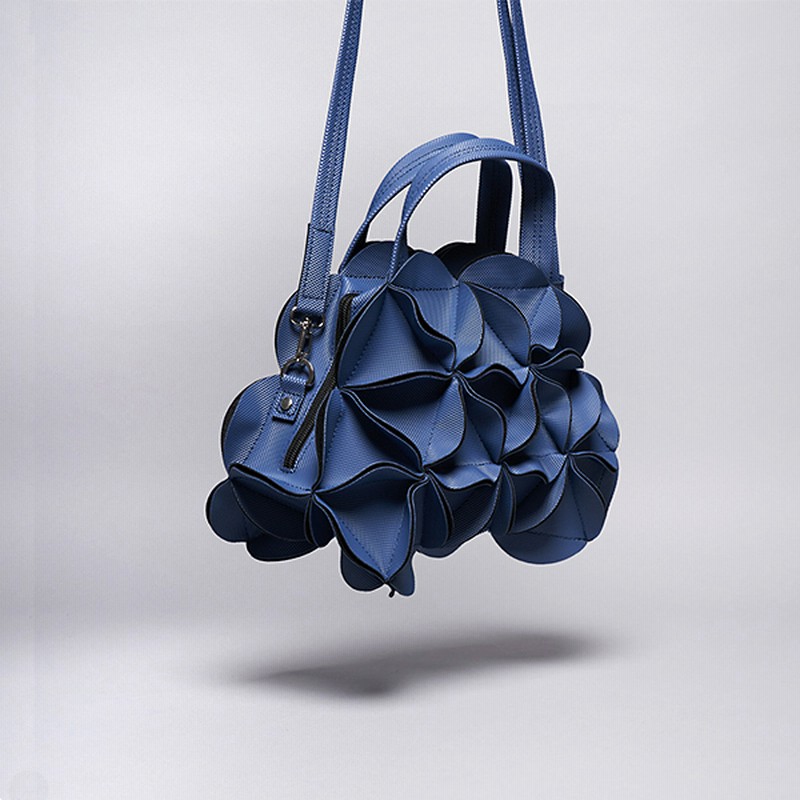 【美品】ELEMOODエレムード2WAYショルダーバックハンドバッグ花白ホワイト ELEMOOD エレムード 2WAY ショルダーバック ハンドバッグ