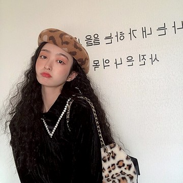羊毛豹紋貝雷帽子女秋冬英倫復古網紅款南瓜帽韓版日系畫家蓓蕾帽1入