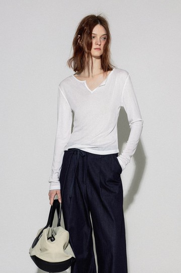 淡人穿搭 慵懶桑蠶絲微透長袖上衣