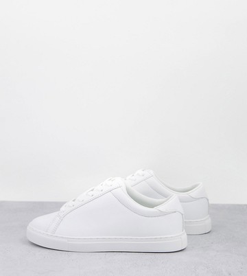 ASOS DESIGN Wide Fit Drama trainers in white