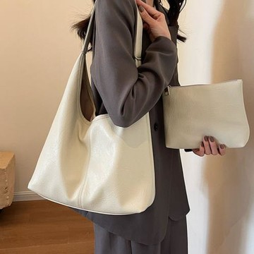 女式2025新款潮高級感單肩包大容量托特包流行通勤大包批發