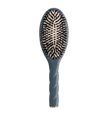 La Bonne Brosse N.02 The Essential Do-it-all Brush
