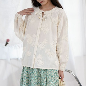 抽繩圓領繡花襯衫123320