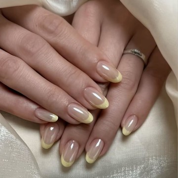 Yuki Nail海莉奶黃法式電鍍美甲純欲歐美風爆款氛圍感顯白高階百搭穿戴甲