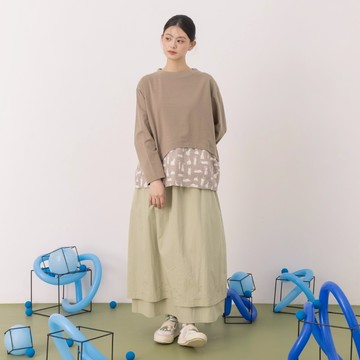 【MOSS CLUB】腰頭鬆緊帶雙層下襬繡花裙 卡 灰