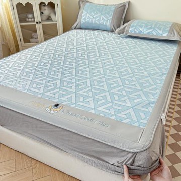 涼席冰絲席夏季三件套床席款折疊空調席家用夏天1.8米床笠款席子