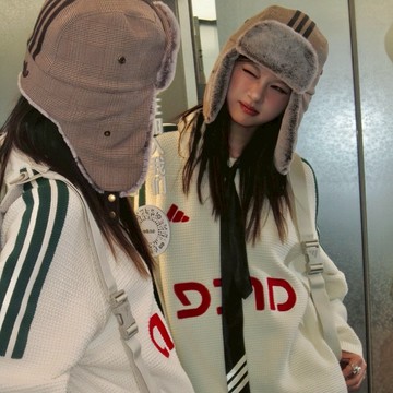 ADIDAS ORIGINALS 飛行帽 絨毛 兩色 格紋 藍白 保暖 禦寒小物 愛迪達 IA8906/IA8907
