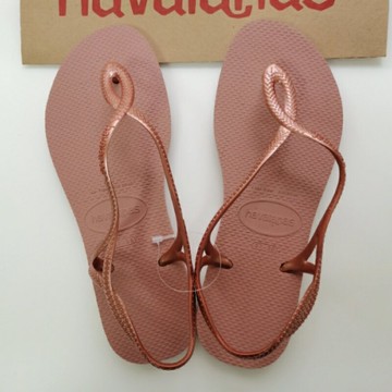 havaianas 哈瓦士 巴西人字拖 女款 Luna 番紅花粉 8字涼鞋 拖鞋 夾腳拖 海灘鞋＊夏日微風＊
