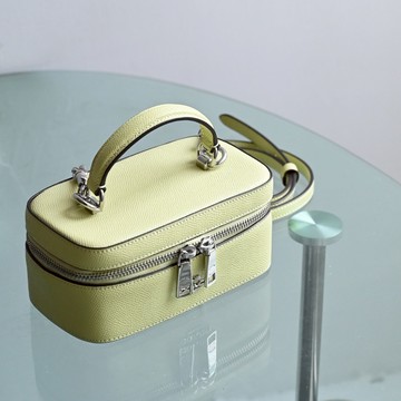 COACH CJ520 經典馬車LOGO兩用化妝箱包.淺綠