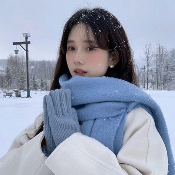 taoye♡ | 【隔日到貨】軟糯藍色圍巾 女冬季韓版 百搭高級感 日係保暖 流蘇披肩 純色圍脖 韓係保暖圍巾 韓系圍