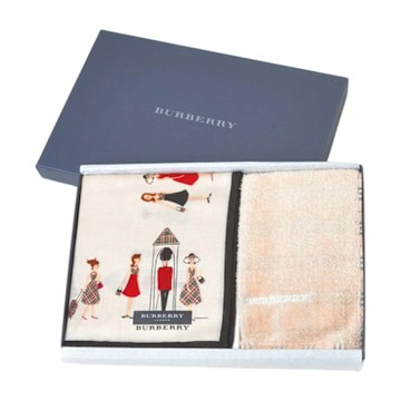 BURBERRY 優雅英倫風情圖騰字母LOGO帕領巾小方巾禮盒組(淺駝色)