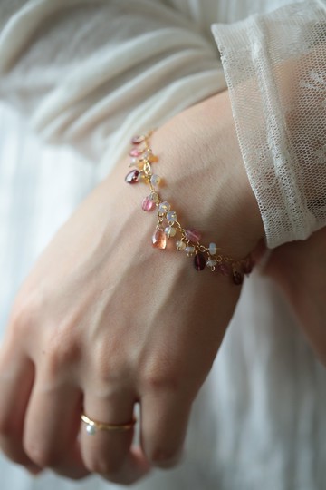 漫天飛舞的星星手鍊│太陽石歐泊