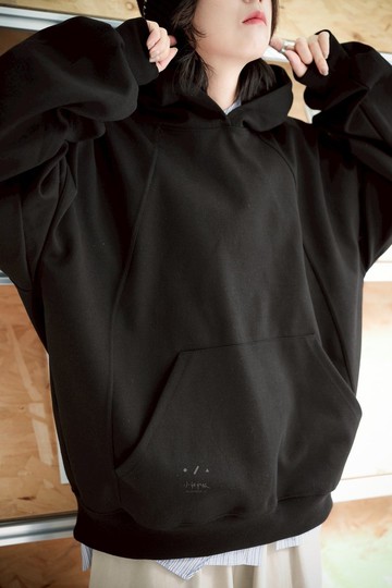 沙質荒墨無肩線連帽衛衣 - 2色 - 沙黑