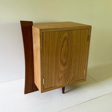 佛龕，L型腿，梣木 2507