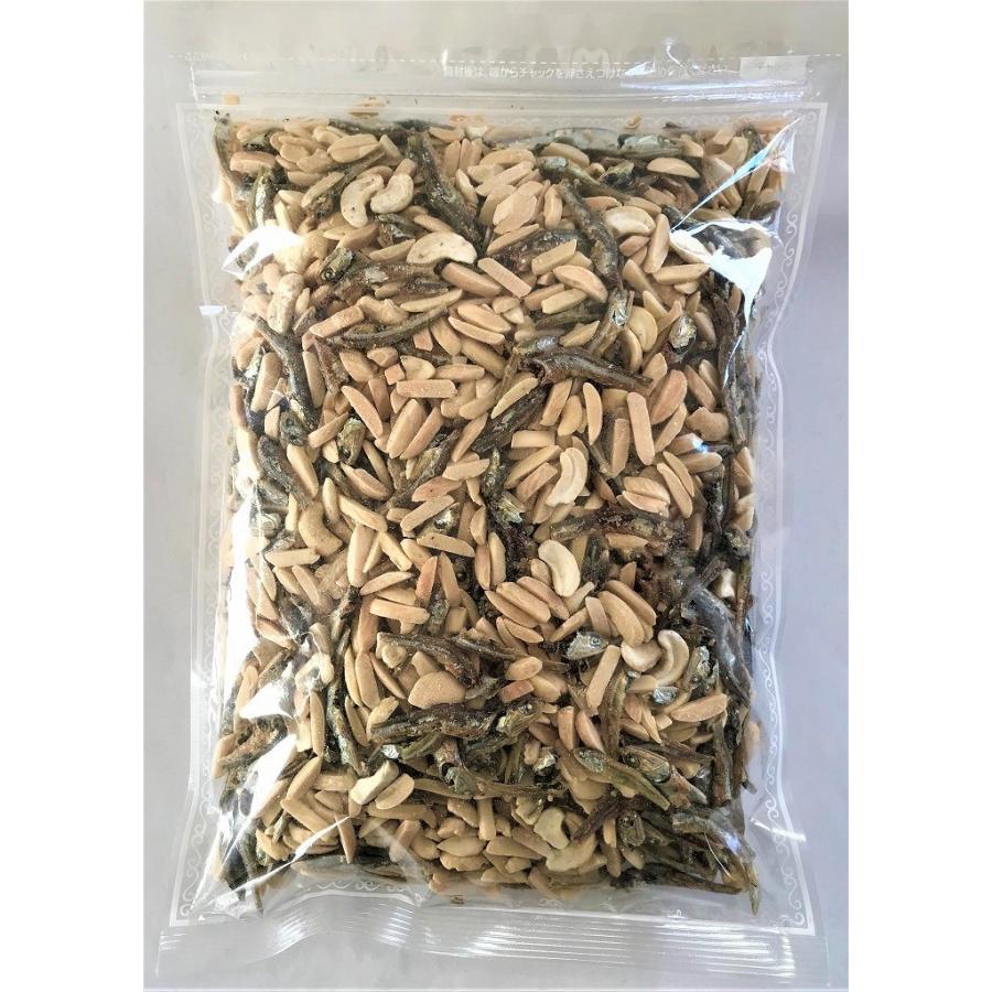 小魚アーモンド（カシューナッツ入り）1KG お徳用パック(不揃い商品) 国産小魚 チャック袋入り アーモンドフィッシュ つまみプロ秀信