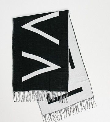VAI21 XL fringe scarf in black