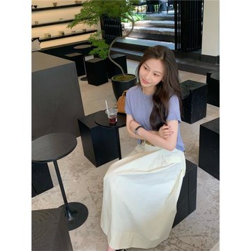 BY SPPRING 夏季新款寶藏單品精致絲滑光感 短袖T恤女合身版圓領