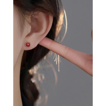 925純銀耳釘女適合過年的紅色耳環新年新款2025爆款本命年耳飾品