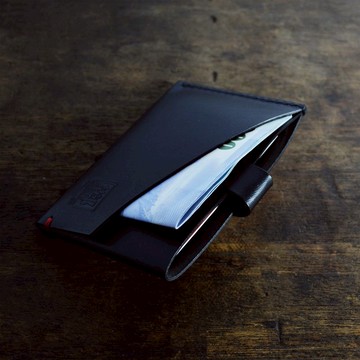 義大利協會認証植鞣革黑色手縫抽取式卡片夾/名片夾