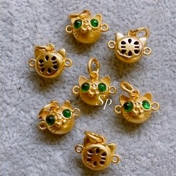拾悦手作材料/9x13mm銅鍍古法金綠寶石眼睛小貓頭吊飾/DIY半成品/台灣現貨出貨不用等待