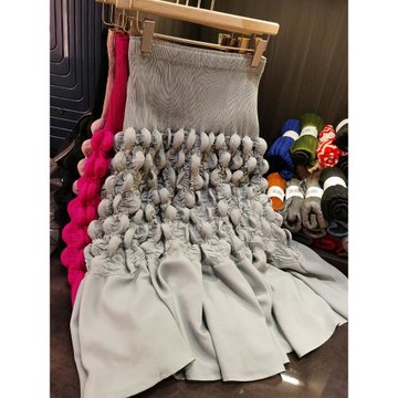 設計感重工泡泡褶半身裙女春季新款氣質純色松緊腰褶皺中長裙女