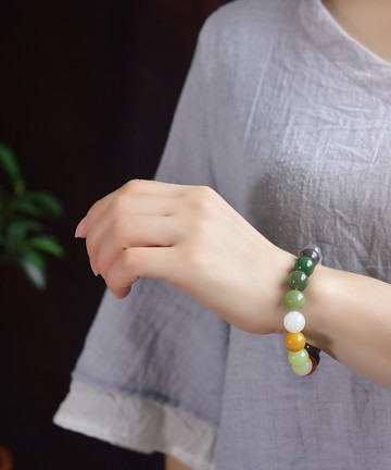 和田玉多寶手鏈 寓意吉祥如意 雕工精緻 上身簡單大方