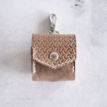 AirPods 皮革保護套 | 工業系列 | 手縫材料包 | BSP150