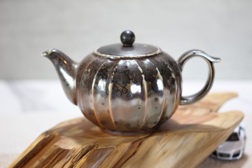 【送禮好物】240ml 柴燒茶壺 金屬光 曲紋壺 名家葉敏祥作品