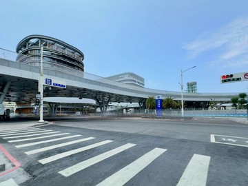 百億高雄火車站|熱河商圈商五6米活巷透天｜高雄市三民區吉林街