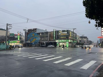 臨20米大馬路｜近榮總優質金透店｜屏東縣屏東市自由路西段