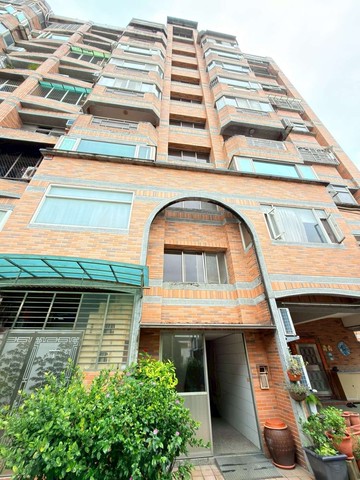 (強銷推薦)正捷運淡水學府四房雙車位｜新北市淡水區學府路