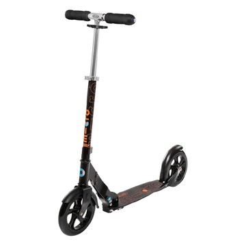 micro scooters Black 20cm大輪徑都會遠距滑板車 12歲以上適用  黑色  1個  手把高度72~103cm 踏板12 x 33cm