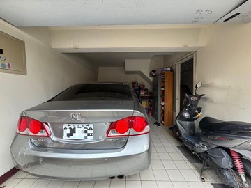 大樓價買透天｜四房車庫別墅｜自有庭院好愜意｜台中市太平區東方二街